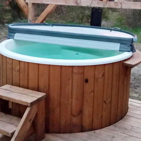 Hébergement de vacances 4 Person Holiday In Bording Bording Stationsby