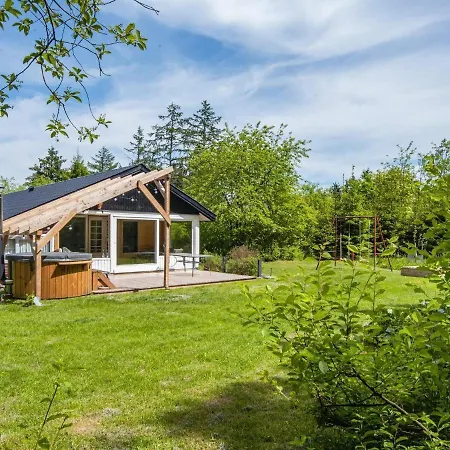 4 Person Holiday In Bording * Bording Stationsby